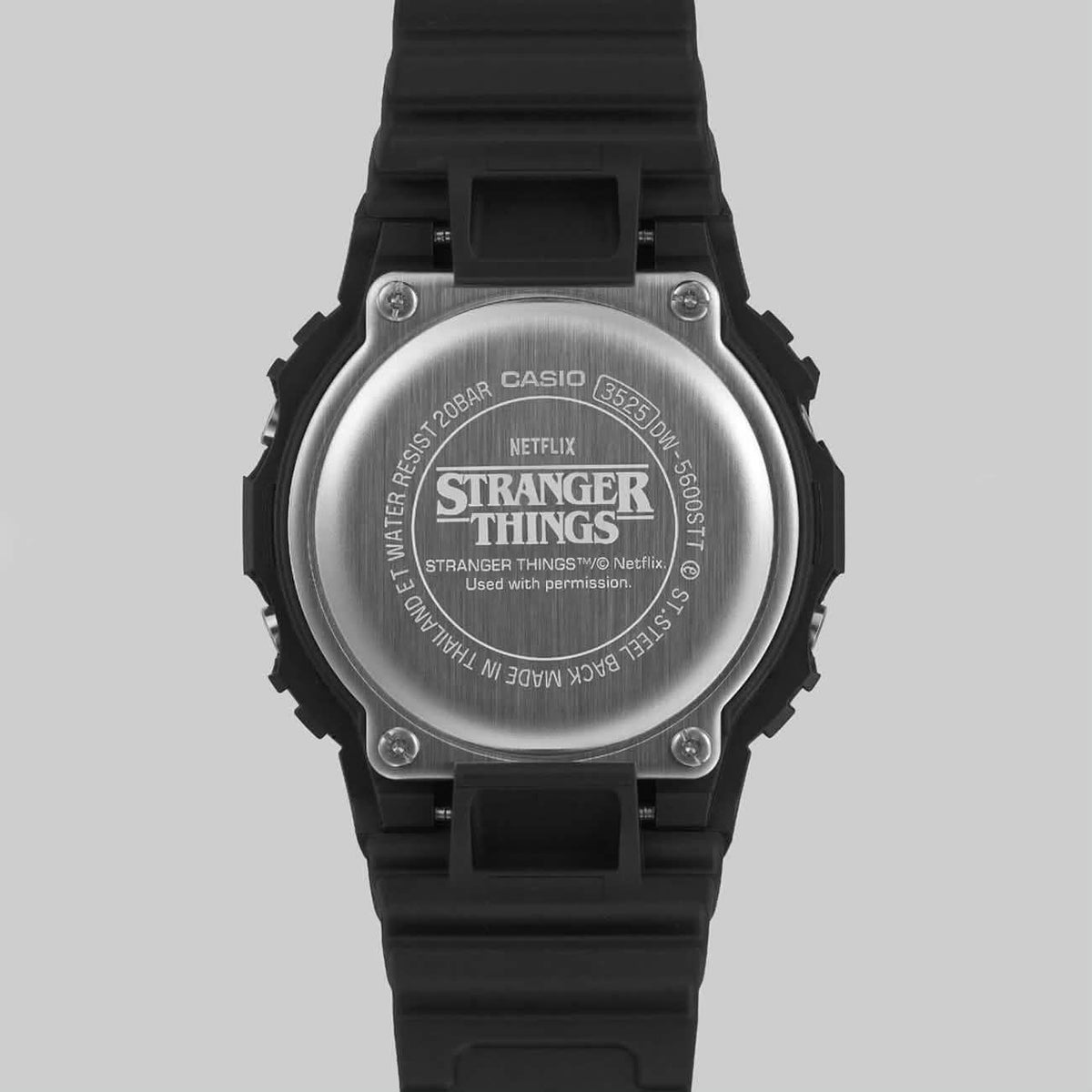 Casio G-SHOCK × Stranger Things إصدار محدود DW-5600STT-1D