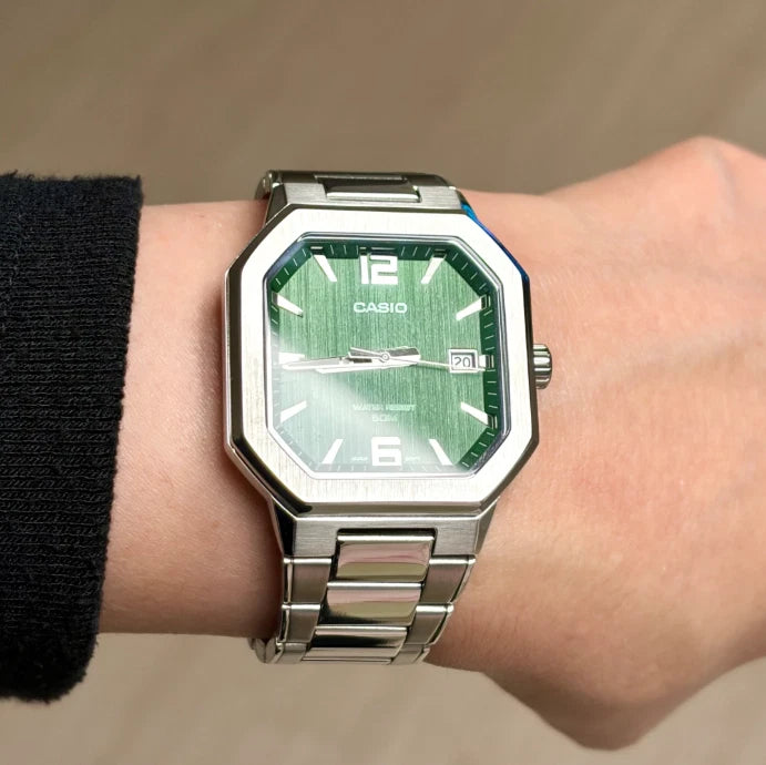Casio MTP-B195D-3AV Men's Analog Stainless Steel Watch – Green Dial