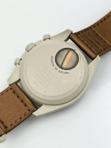 OMEGA x Swatch MoonSwatch Mission to Saturn SO33T100 – NOS