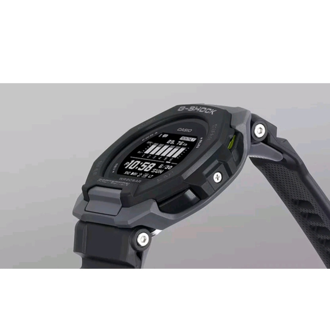 Casio G-SHOCK G-SQUAD GBD-300-1DR – Bluetooth Fitness Watch – Black