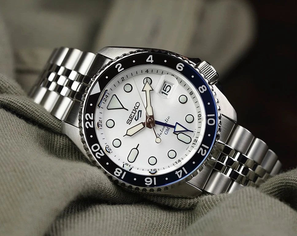 Seiko 5 Sports GMT SSK033K1 Silver Automatic Watch
